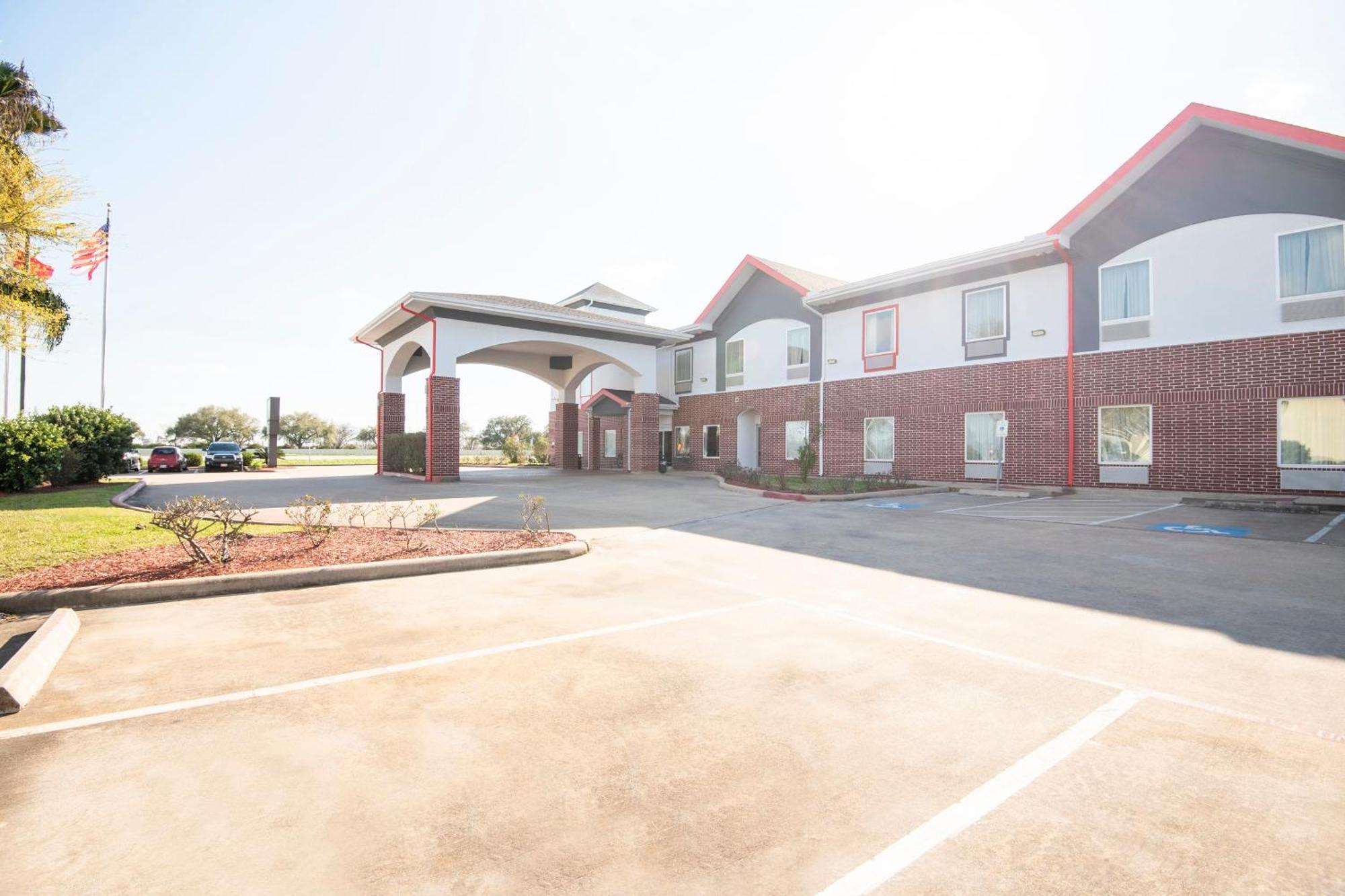 Oyo Townhouse Clute Lake Jackson Екстер'єр фото